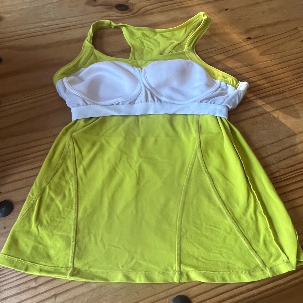 Athleta Racerback Workout Tank - Picture 3 of 3